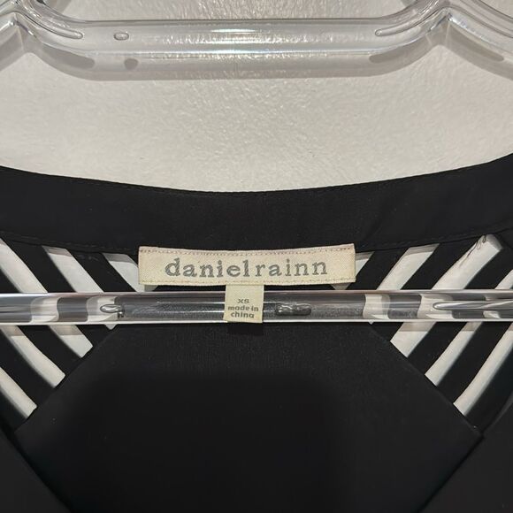 DANIEL RANIN Black lined dress zip up cut out detail on shoulders M - Picture 3 of 8